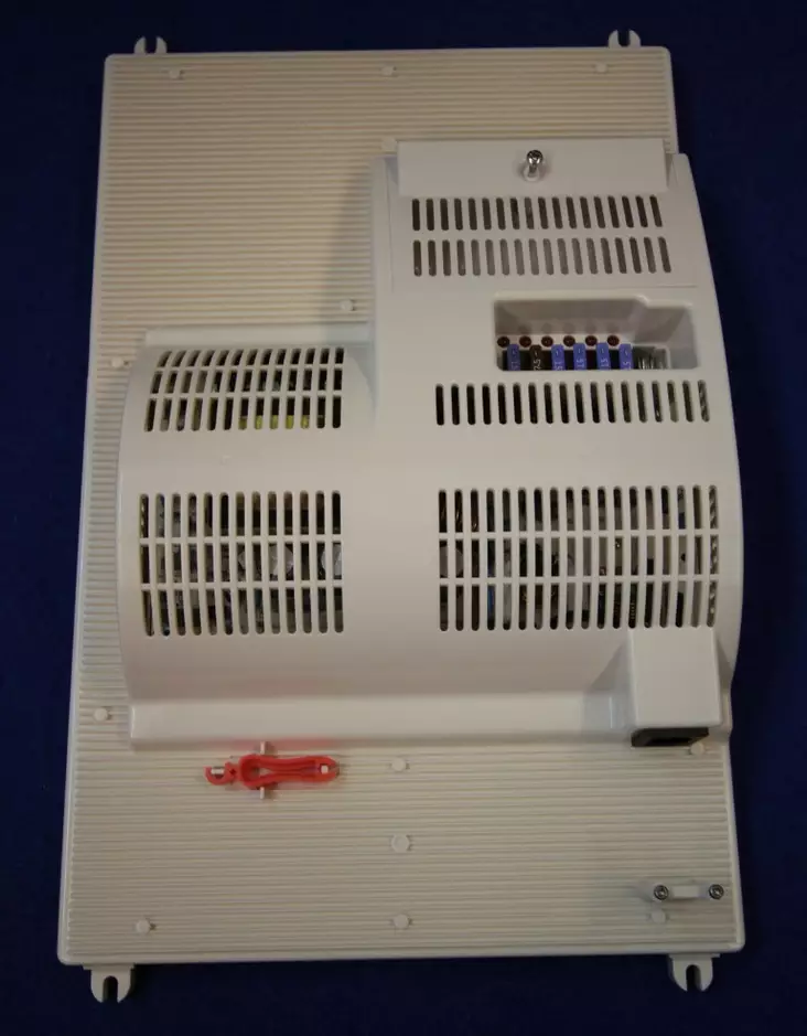 Muuntaja Dometic 600VA 230V->12V 70270.9714 - HOBBY VARAOSAT - 6066 - 1