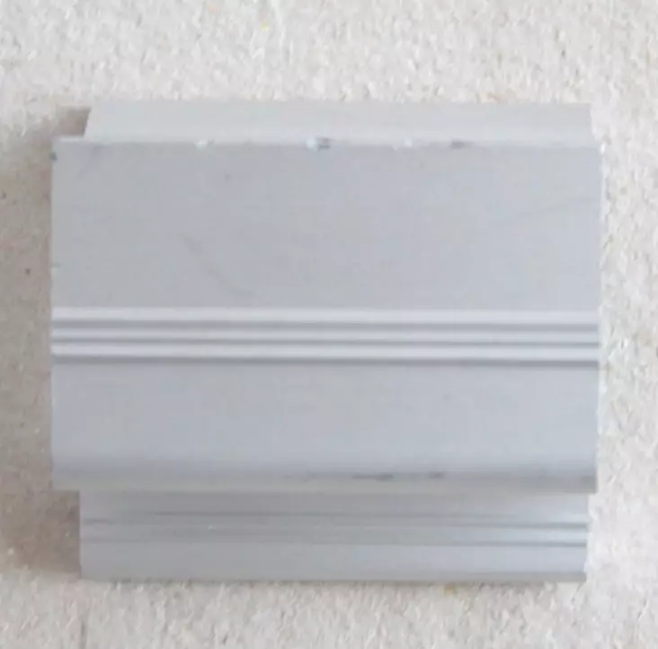 Thule tukijalan yläkiinnike 6002/6900 - Markiisien varaosat Thule - 1217 - 1